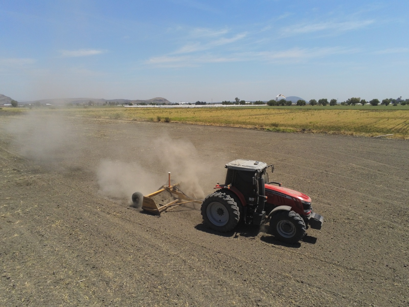 Terreno perfectamente nivelado con GPS